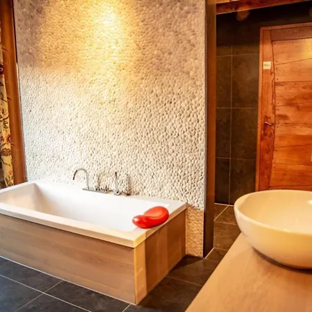 Luxe Chalet In Franse Alpen. Colmars
