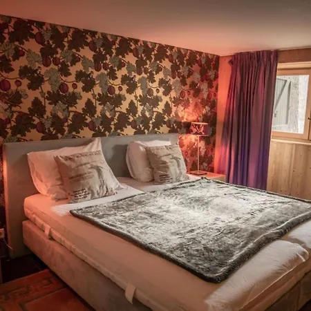 Luxe Chalet In Franse Alpen. Feriehus Colmars